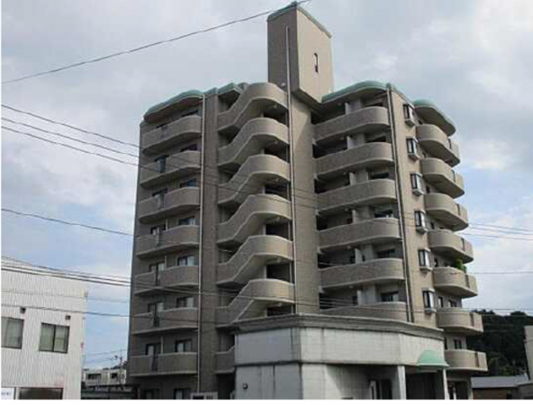 広島市東区戸坂千足、マンションの外観画像です