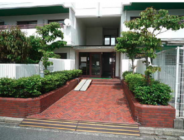 広島市南区東雲本町、マンションの画像です