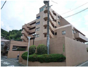 広島市南区西霞町、マンションの外観画像です