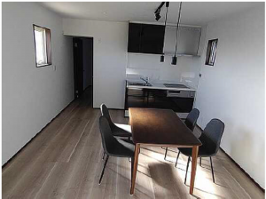 広島市西区井口、中古一戸建ての居間画像です