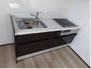 広島市西区井口、中古一戸建てのキッチン画像です