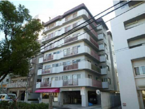 広島市中区鶴見町、マンションの外観画像です