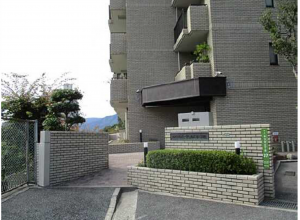 広島市西区井口台、マンションの画像です