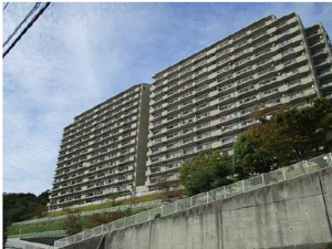 広島市西区井口台、マンションの外観画像です