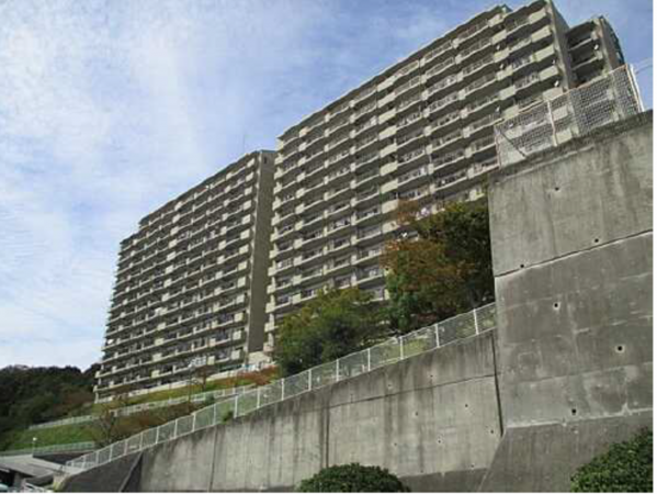 広島市西区井口台、マンションの外観画像です