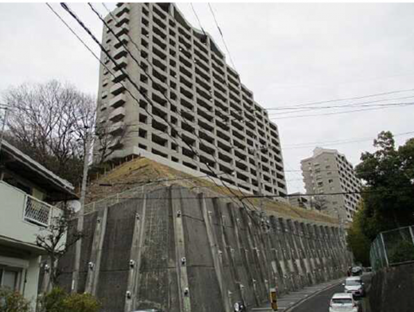 広島市西区井口台、マンションの外観画像です