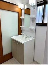 広島市東区温品、中古一戸建ての洗面画像です