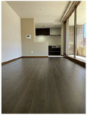 広島市中区、マンションの居間画像です