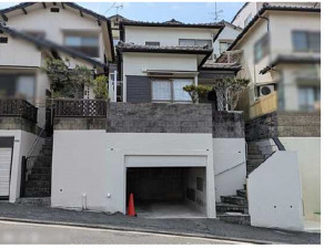 広島市南区仁保、中古一戸建ての外観画像です