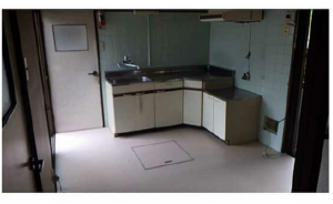 広島市東区上温品、中古一戸建てのキッチン画像です