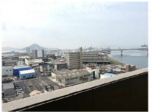 広島市南区出島、マンションの画像です
