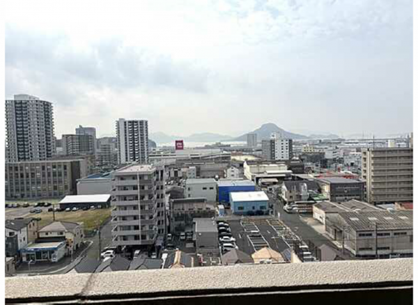 広島市南区出島、マンションの画像です