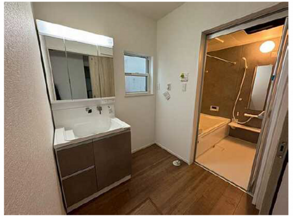 広島市西区南観音、新築一戸建ての洗面画像です