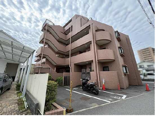 広島市西区草津東、マンションの外観画像です
