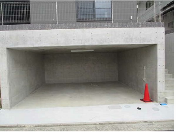 広島市西区井口鈴が台、新築一戸建ての駐車場画像です