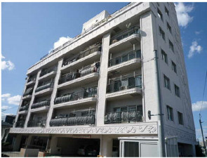 広島市南区東雲、マンションの外観画像です