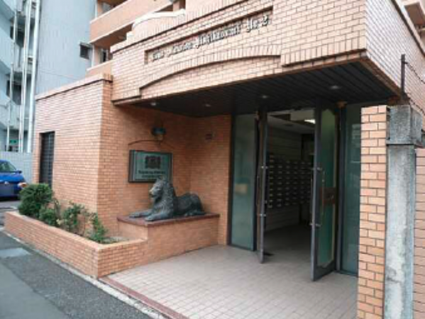 広島市南区西霞町、マンションの画像です