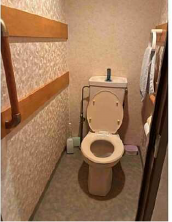 広島市東区上温品、マンションのトイレ画像です