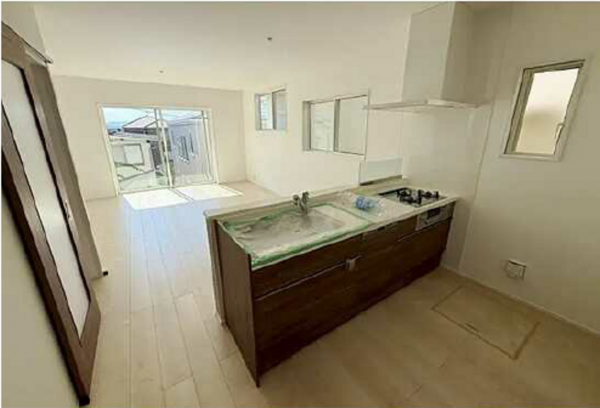 広島市西区井口、新築一戸建てのキッチン画像です