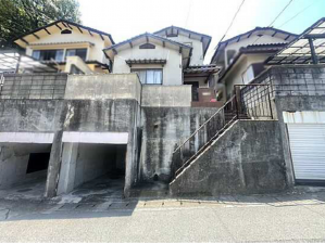 広島市南区黄金山町、中古一戸建ての外観画像です