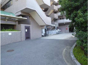 広島市東区上温品、マンションの画像です