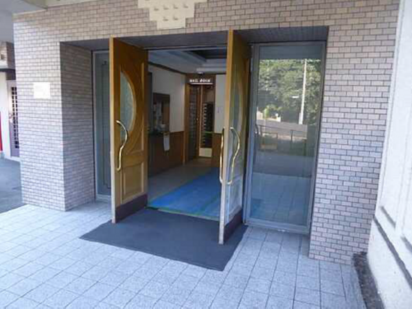 広島市東区上温品、マンションの画像です