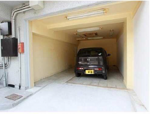広島市南区東雲、収益物件/ビルの駐車場画像です