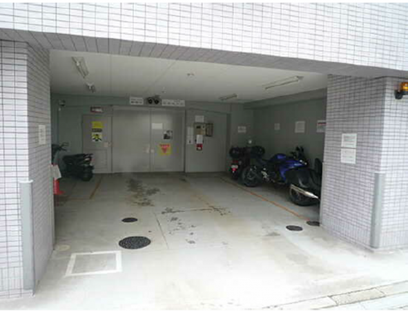 広島市中区田中町、マンションの駐車場画像です
