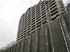 広島市西区井口台、マンションの外観画像です