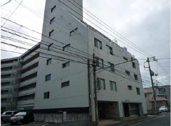 広島市南区東雲本町、マンションの外観画像です