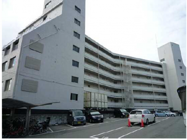 広島市南区東雲本町、マンションの外観画像です