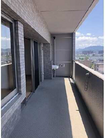 広島市中区吉島東、マンションのバルコニー画像です