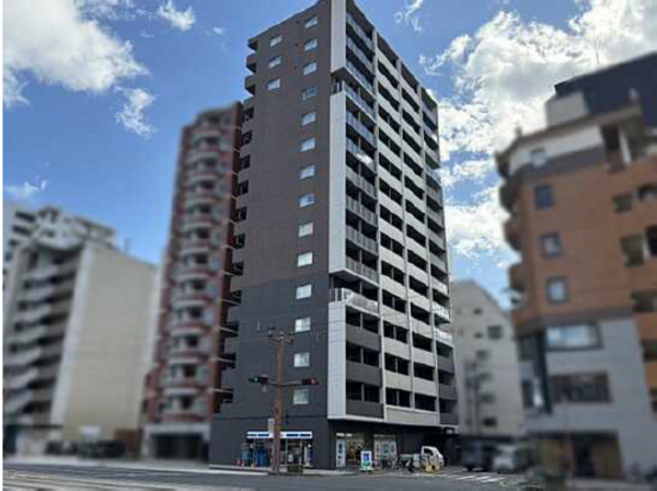 広島市中区本川町、マンションの外観画像です