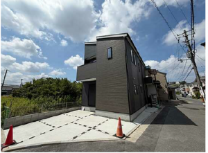 広島市東区中山南、新築一戸建ての外観画像です