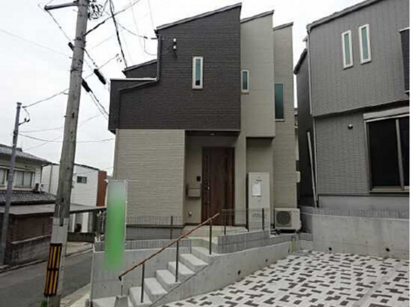 広島市南区青崎、新築一戸建ての外観画像です