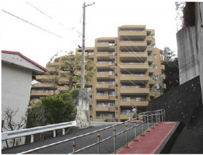 広島市東区戸坂くるめ木、マンションの外観画像です