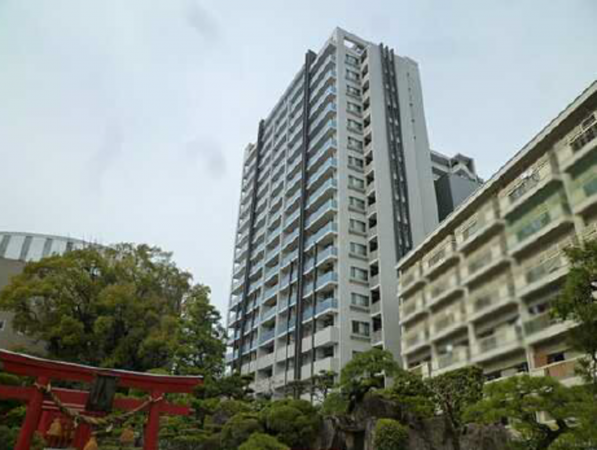 広島市中区西白島町、マンションの外観画像です