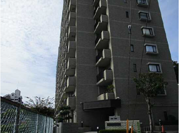 広島市西区井口台、マンションの外観画像です