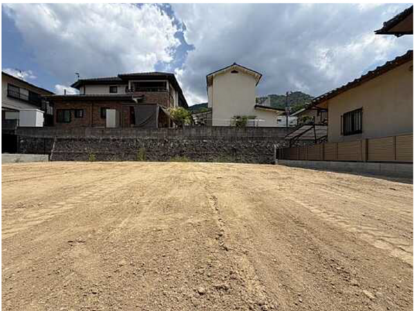 広島市東区上温品、土地の画像です