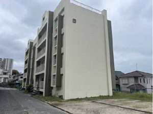 広島市西区井口鈴が台、マンションの外観画像です