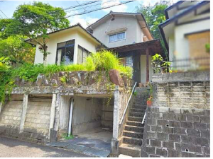 広島市東区馬木、中古一戸建ての外観画像です