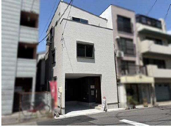 広島市中区江波二本松、新築一戸建ての外観画像です