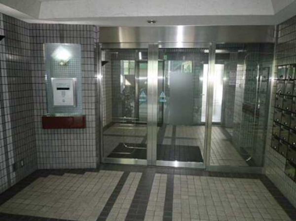 広島市南区大州、収益物件/マンションのエントランス画像です