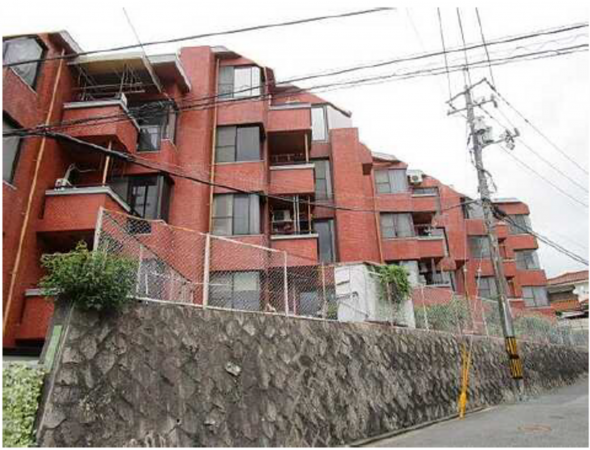 広島市東区牛田東、マンションの外観画像です