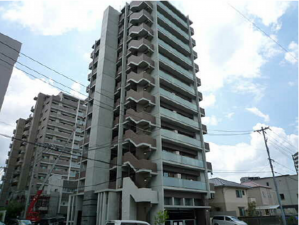 広島市南区段原山崎、マンションの外観画像です