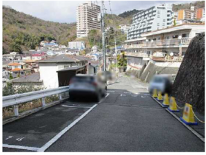 広島市東区牛田早稲田、マンションの駐車場画像です