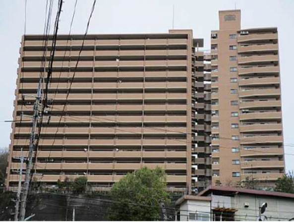 広島市東区牛田早稲田、マンションの外観画像です