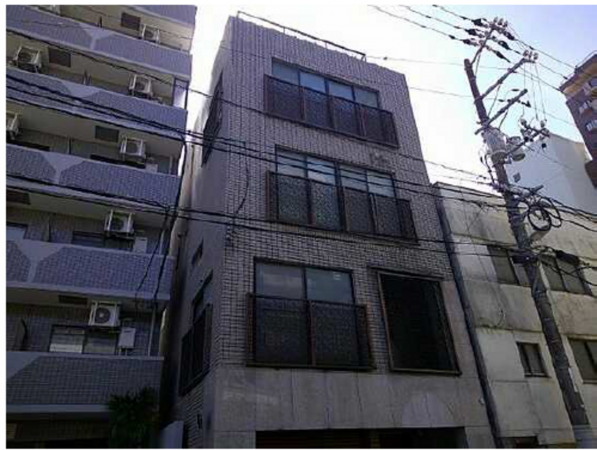 広島市中区鉄砲町、中古一戸建ての外観画像です