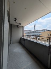 名古屋市千種区谷口町、マンションのバルコニー画像です