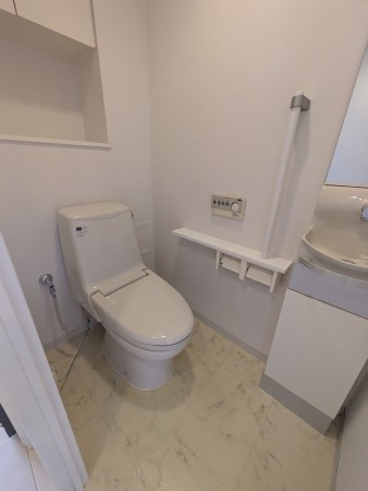 名古屋市千種区谷口町、マンションのトイレ画像です